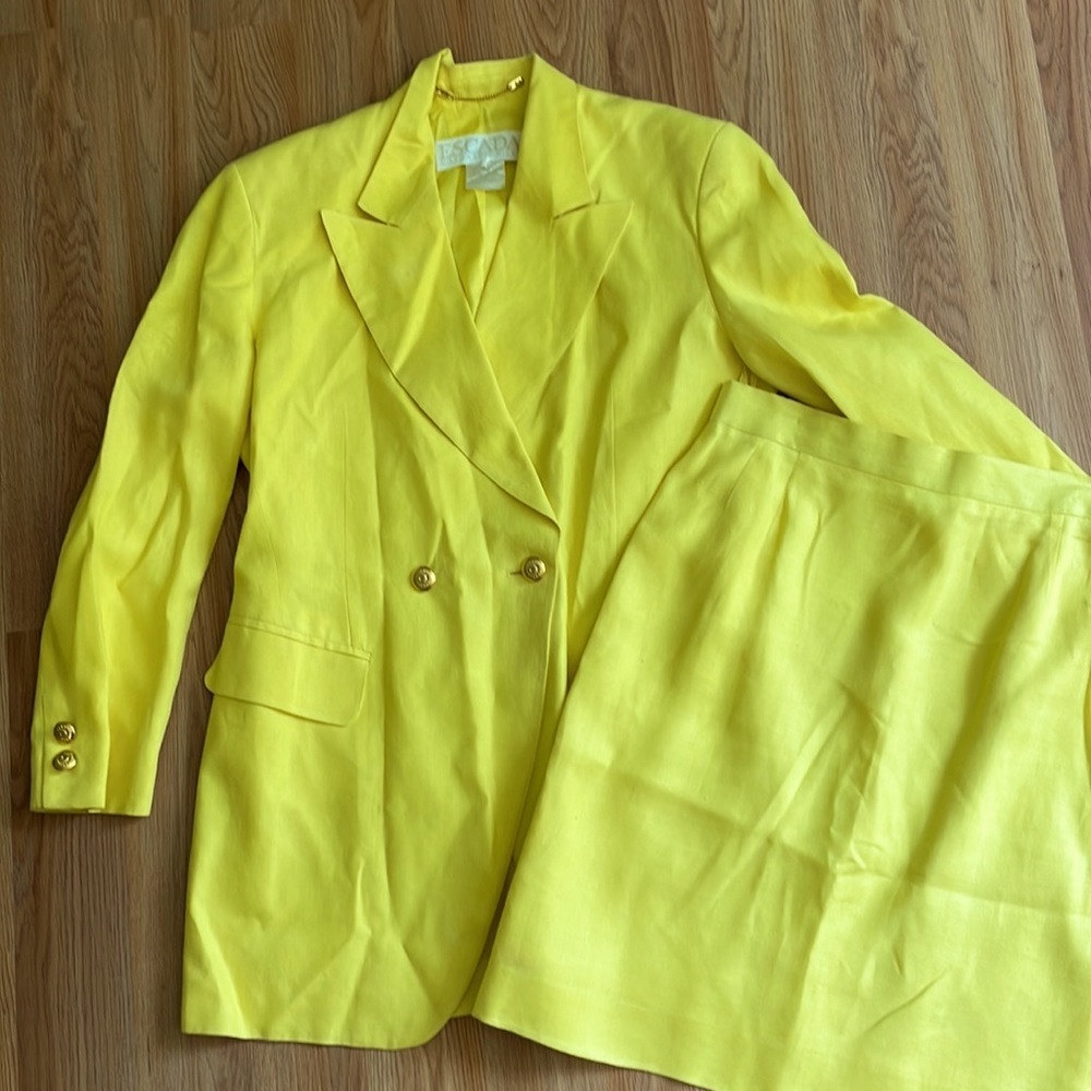 Vintage ESCADA 100% Linen Suit Set